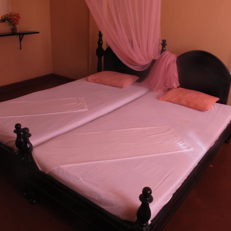 Shahira Hotel نيلافيلي الغرفة الصورة